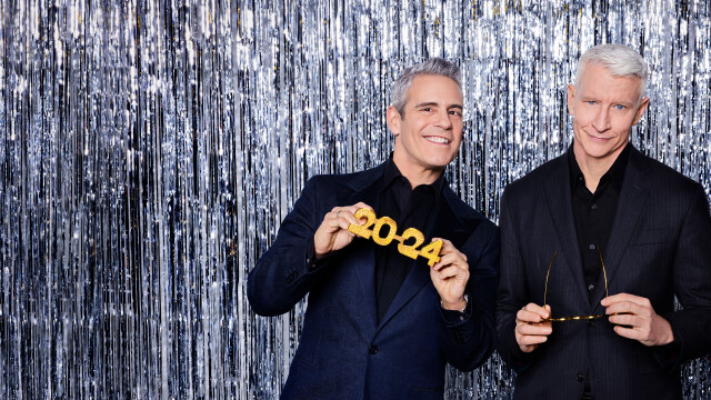 Watch CNN New Year S Eve Live With Anderson Cooper And Andy Cohen Full