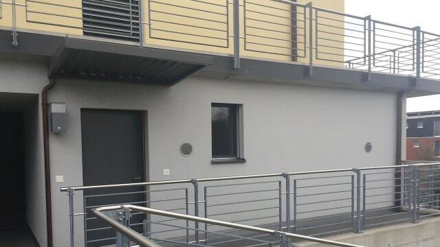 House Hunters International