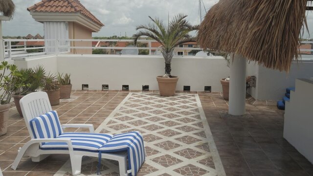 House Hunters International