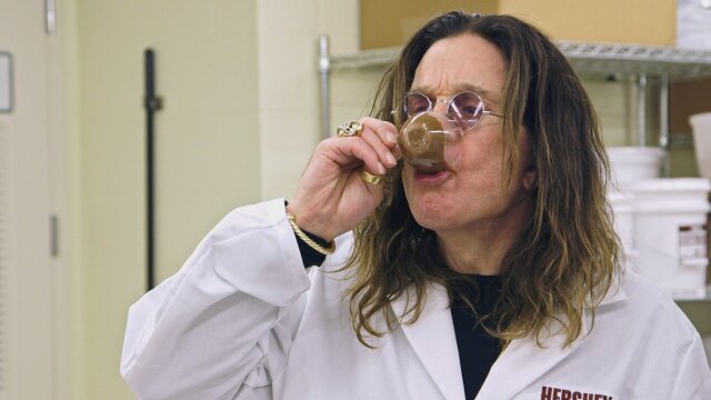 Ozzy and Jack's World Detour