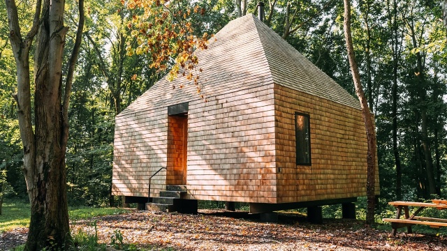 Tiny BNB