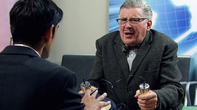 Count Arthur Strong