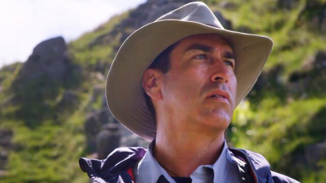 Rob Riggle: Global Investigator