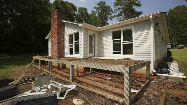 Lakefront Bargain Hunt: Renovation