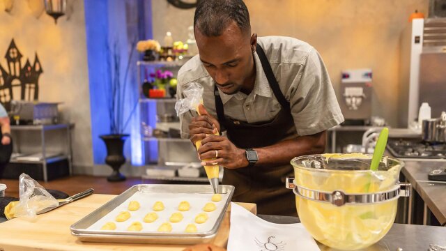 Halloween Baking Championship