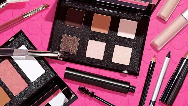 Benefit Cosmetics Gifts