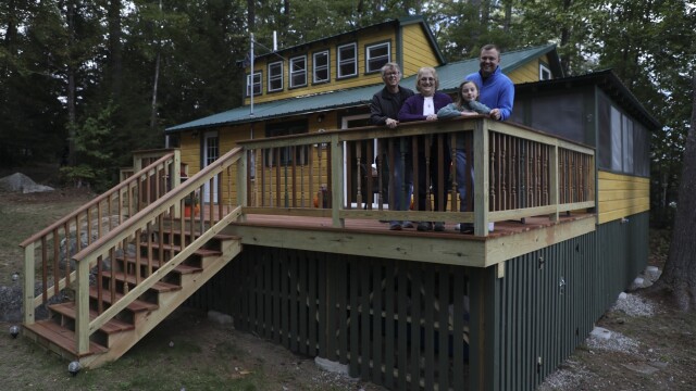 Maine Cabin Masters