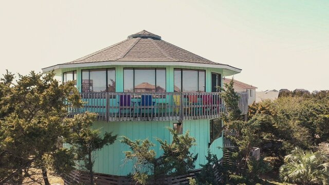 Beachfront Bargain Hunt: Renovation