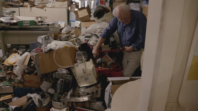 Hoarders: Coming Clean