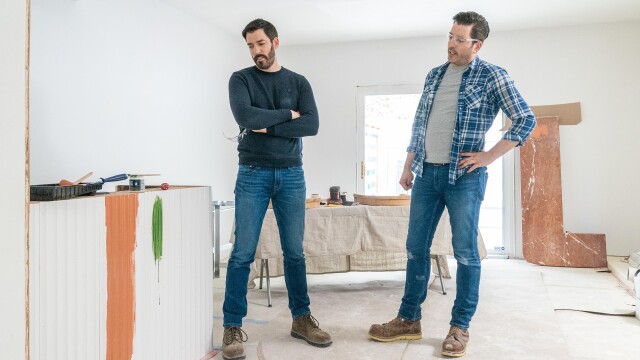 Don't Hate Your House With the Property Brothers