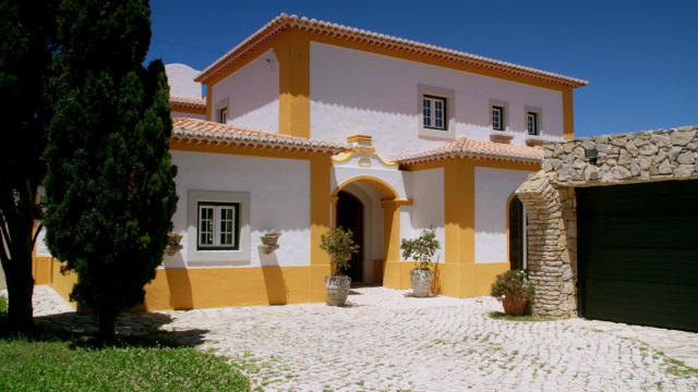 Holiday Homes In the Sun