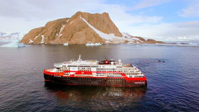 Mighty Cruise Ships