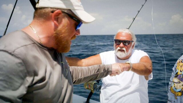 Watch Deadliest Catch: Bloodline Treacherous Grounds S3 E3