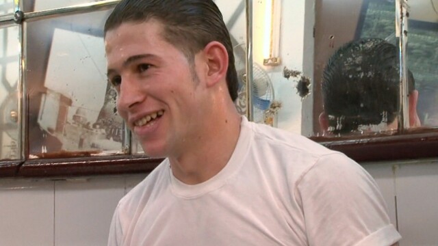 Bizarre Foods With Andrew Zimmern