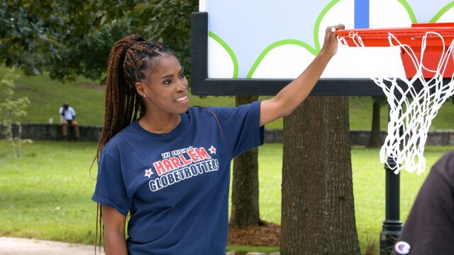 Harlem Globetrotters: Play It Forward