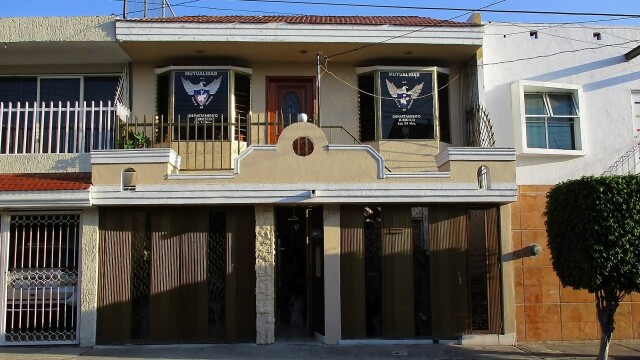 House Hunters International