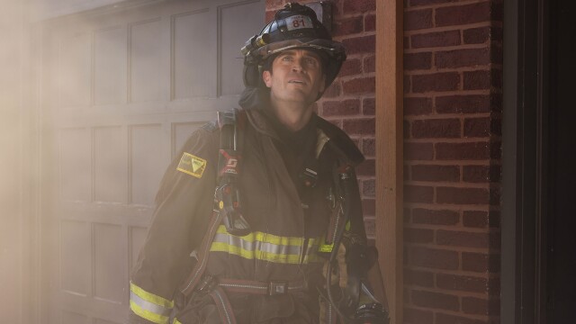 Watch Chicago Fire The Little Things S12 E4 | DIRECTV