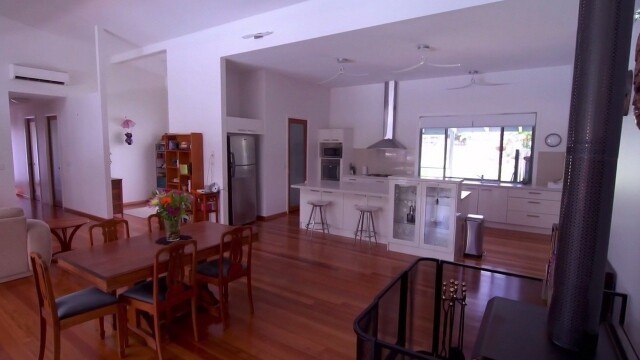 House Hunters International