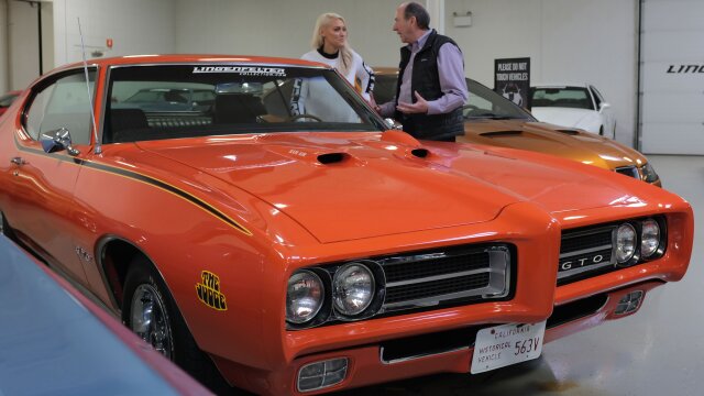 Car Crews With Supercar Blondie