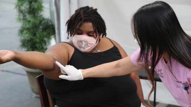 Dr. Pimple Popper