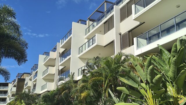 House Hunters International