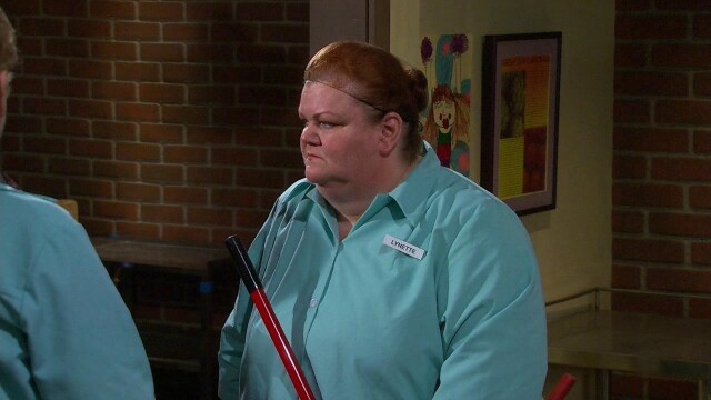 Watch Mike &amp; Molly Victoria Can&rsquo;t Drive S2 E13 | DIRECTV