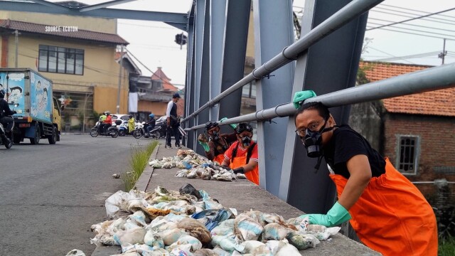 Undercover Asia: Black Markets and Slave Trade