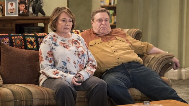 Watch Roseanne Roseanne Gets The Chair S10 E3 Tv Shows Directv 4443