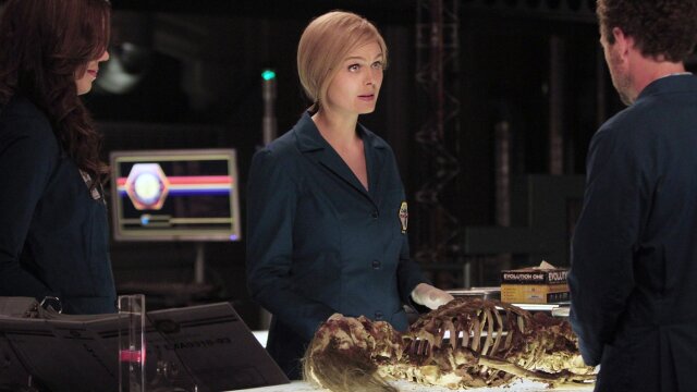 Bones season 1 episode 1 hot sale