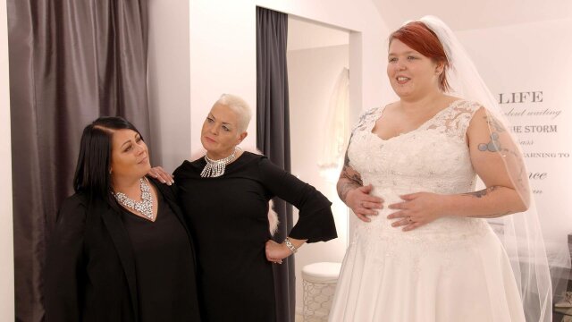 The curvy hot sale brides boutique