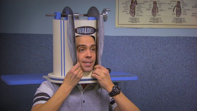 Watch The Carbonaro Effect: Inside Carbonaro Skull With a Flower Hat S1