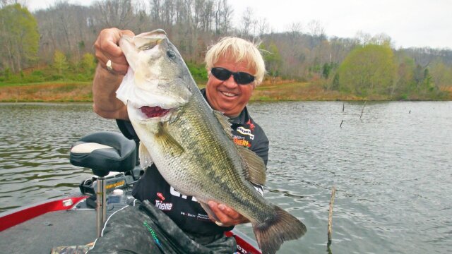 Watch Jimmy Houston Outdoors