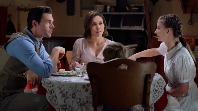 Watch When Calls the Heart What Goes Around S11 E10 | TV Shows 