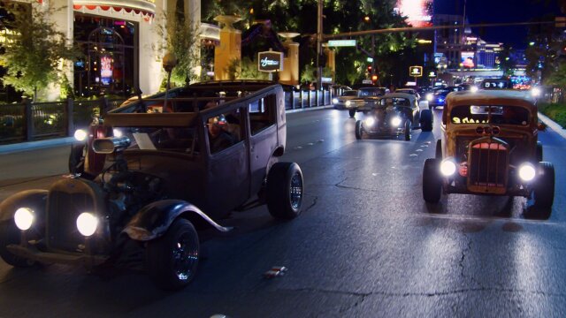 Car Crews With Supercar Blondie