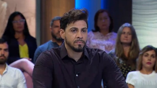 Watch Caso cerrado Poseído por mamá; Fish spa chupitos S2019 E247 | DIRECTV