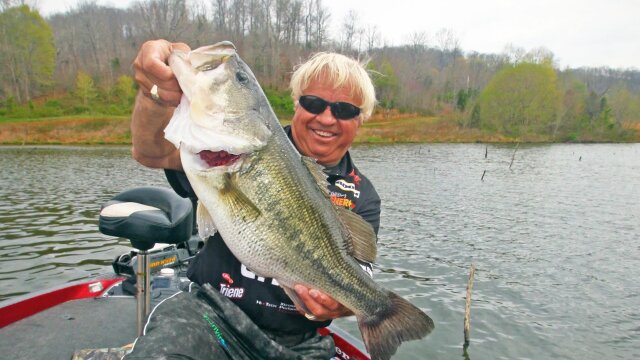 Watch Jimmy Houston Outdoors Bass and Crappie in Oklahoma S0