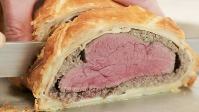 Bizarre Foods: Delicious Destinations