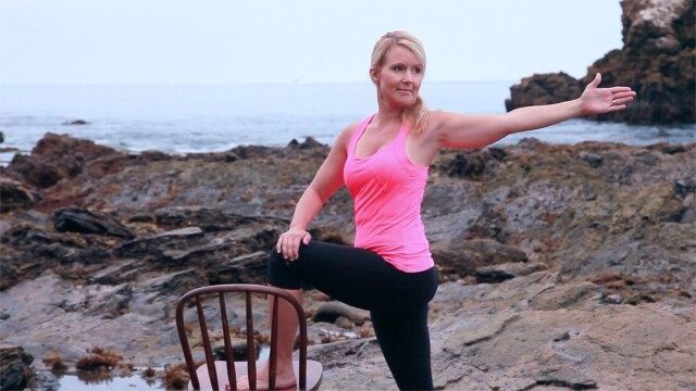 Happy Yoga With Sarah Starr