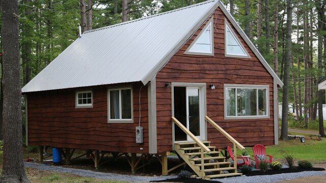 Maine Cabin Masters