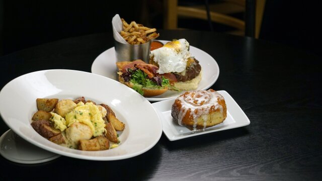 Burgers, Brew & 'Que