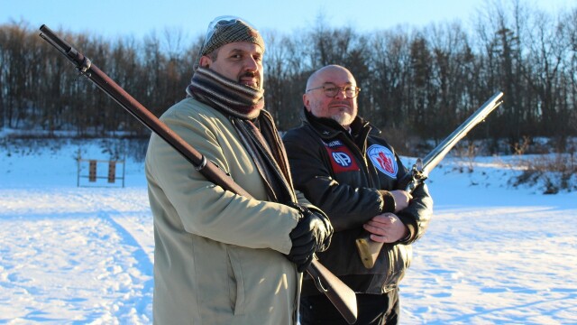 Combat Dealers