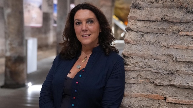 Treasures With Bettany Hughes