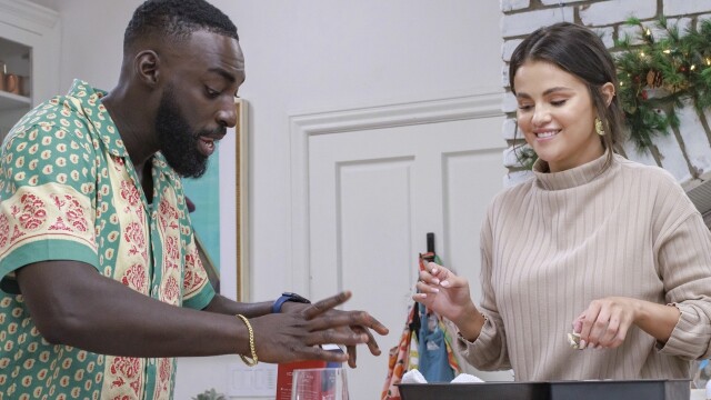 Selena + Chef: Home for the Holidays