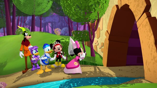 Watch Mickey Mouse Funhouse Minnie Goes Ape!; Dino Doggies S1 E5 