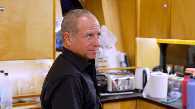 Watch Below Deck Sailing Yacht Tender Bender S5 E2 | DIRECTV.