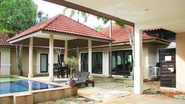 House Hunters International