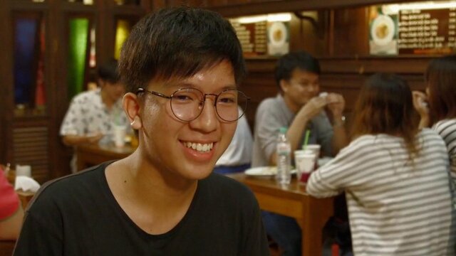 Bizarre Foods: Delicious Destinations