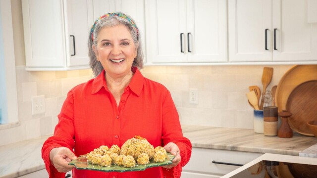 The Key Ingredient with Sheri Castle