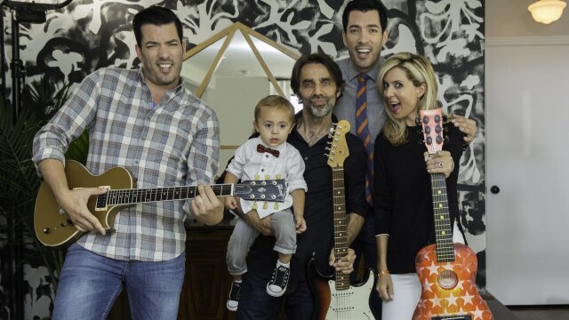 Watch Property Brothers Double Down Striking The Right Chord S14 E17   360