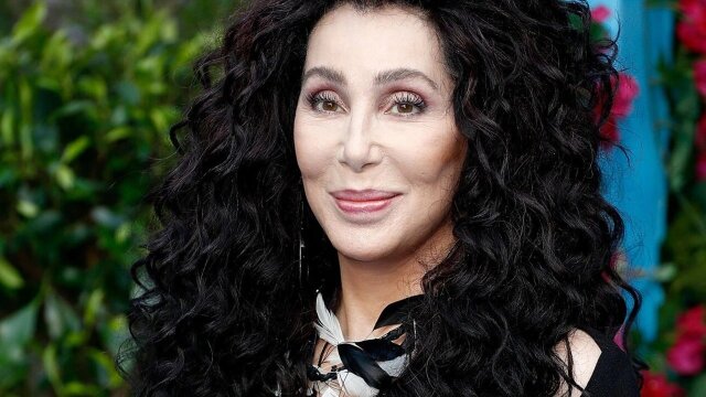 Cher: Life in the Spotlight